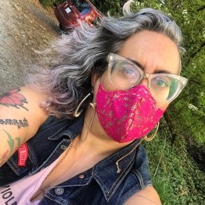 Meet your Posher, Leah